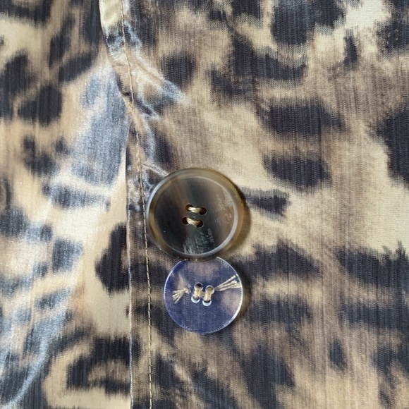 Hilary Radley roomy leopard print unlined belted raincoat buttoned cuffs EUC - Picture 6 of 9